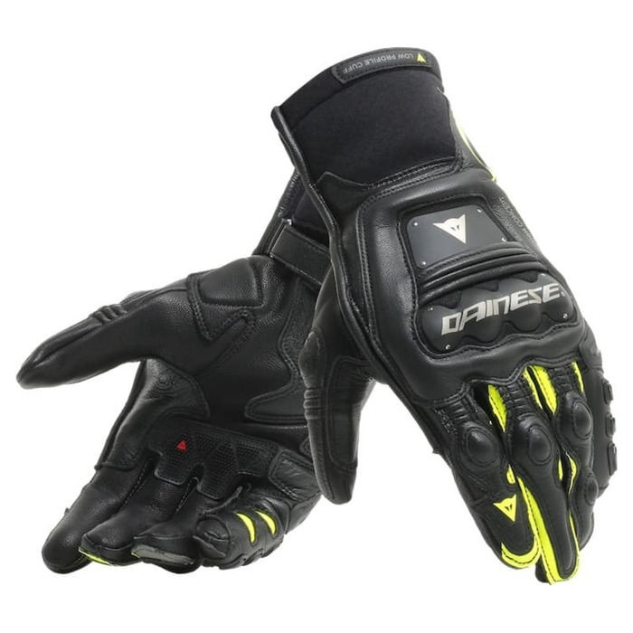 Foto: STEEL-PRO IN GLOVES